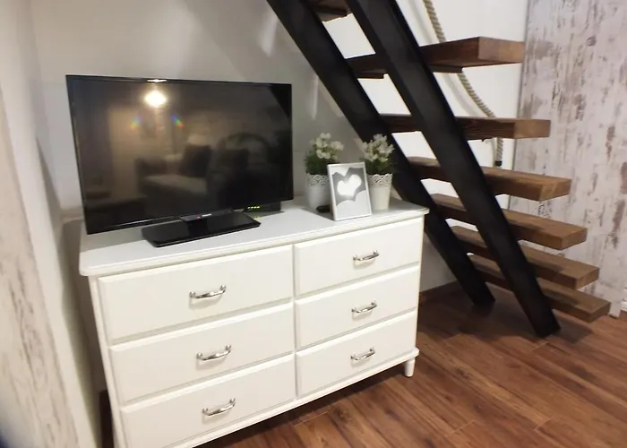Dori S Lovely In Apartment