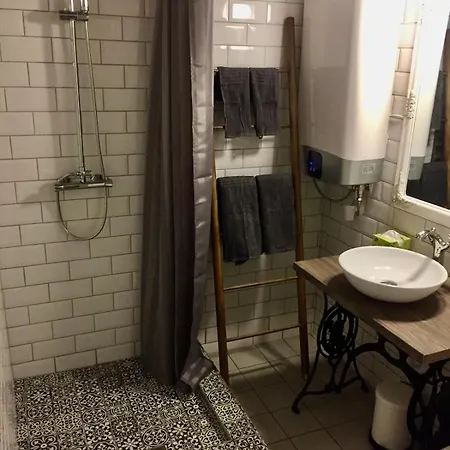 Dori S Lovely In Apartament